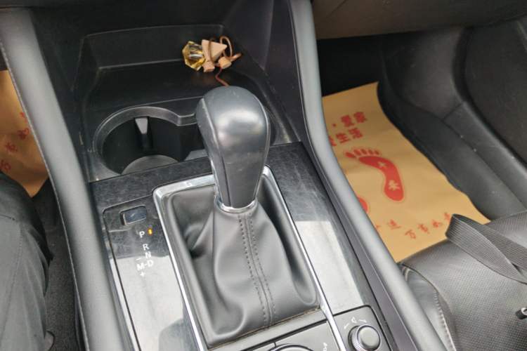 Used Mazda 3 Axela 2021 2.0L Automatic Zhiya Edition Gear Lever