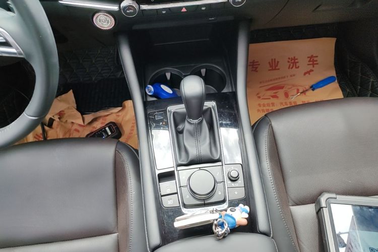 Used Mazda 3 Axela 2021 2.0L Automatic Zhiya Edition Gear Lever