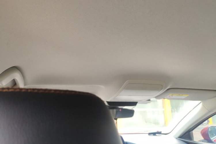 Used Mazda 3 Axela 2021 1.5L Automatic ZhiMei Edition Headliner