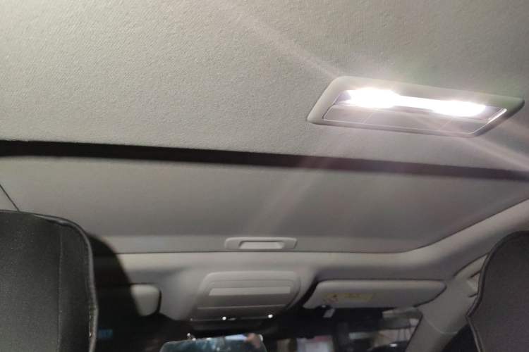 Used Mazda 3 Axela 2021 2.0L Automatic ZhiXuan Edition Headliner