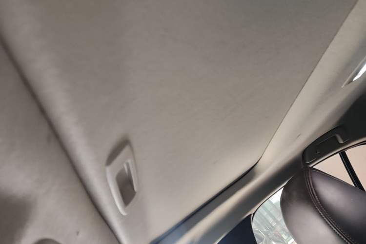 Used Mazda 3 Axela 2021 2.0L Automatic ZhiXuan Edition Headliner