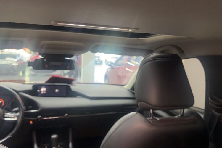 Used Mazda 3 Axela 2021 2.0L Automatic Zhiya Edition Headliner