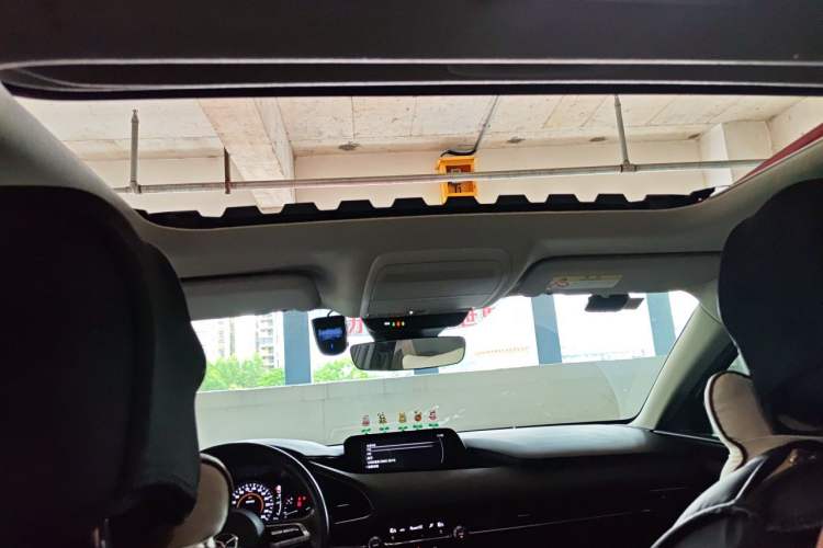 Used Mazda 3 Axela 2021 2.0L Automatic ZhiXuan Edition Headliner