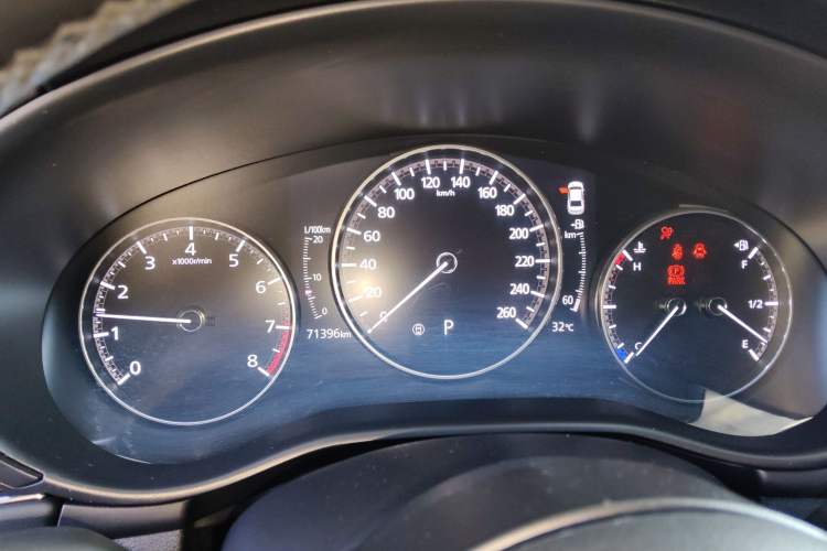 Used Mazda 3 Axela 2021 2.0L Automatic Zhiyao Edition Instrument Cluster