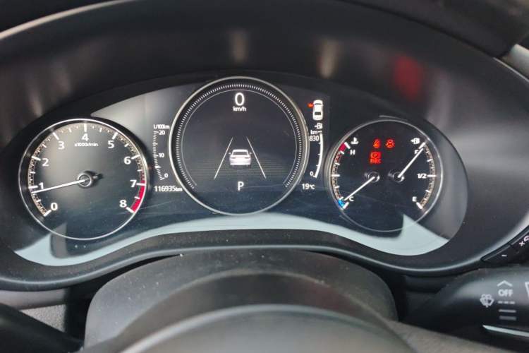 Used Mazda 3 Axela 2021 2.0L Automatic Zhiqing Edition Instrument Cluster