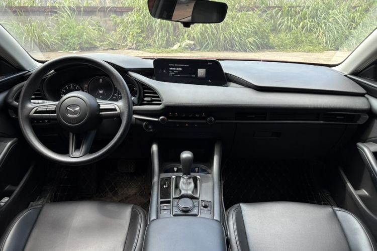 Used Mazda 3 Axela 2021 2.0L Automatic Zhiqing Edition Interior 1