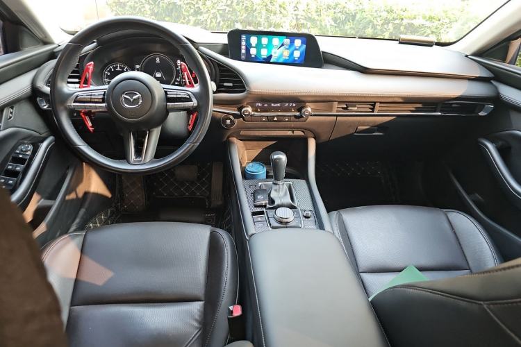 Used Mazda 3 Axela 2021 2.0L Automatic Zhiyao Edition Interior 2