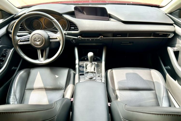 Used Mazda 3 Axela 2021 2.0L Automatic Zhiyao Edition Interior 2
