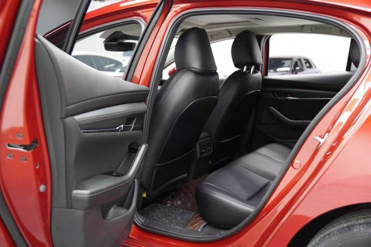 Used Mazda 3 Axela 2021 2.0L Automatic ZhiXuan Edition Interior 2