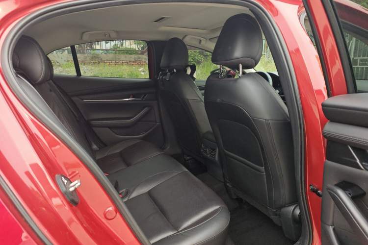 Used Mazda 3 Axela 2021 2.0L Automatic Zhiya Edition Interior 2