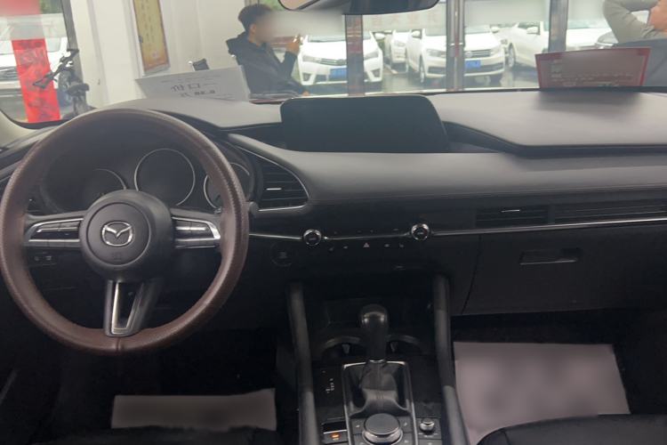 Used Mazda 3 Axela 2021 2.0L Automatic ZhiXuan Edition Interior 3
