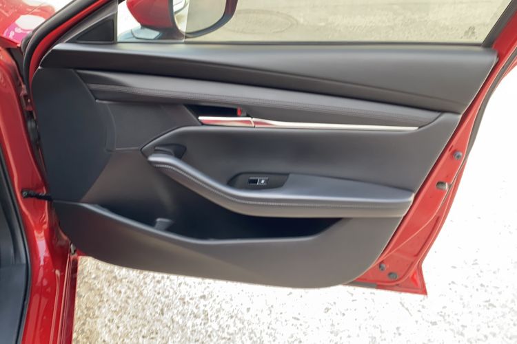 Used Mazda 3 Axela 2021 2.0L Automatic Zhiya Edition Interior 3