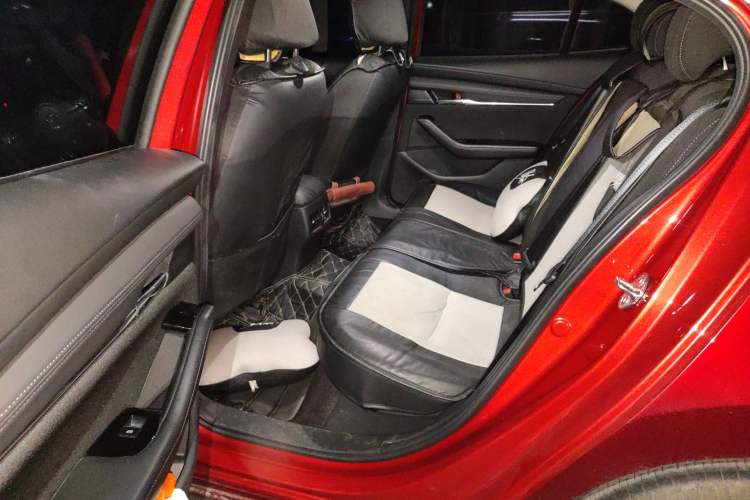 Used Mazda 3 Axela 2021 2.0L Automatic ZhiXuan Edition Interior 4