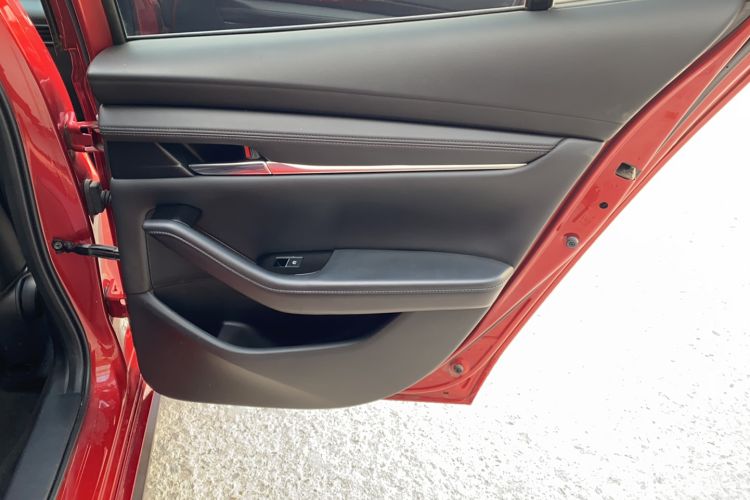 Used Mazda 3 Axela 2021 2.0L Automatic Zhiya Edition Interior 4