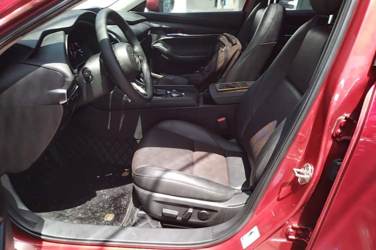 Used Mazda 3 Axela 2021 2.0L Automatic Zhi Rui Edition Left Front Seat