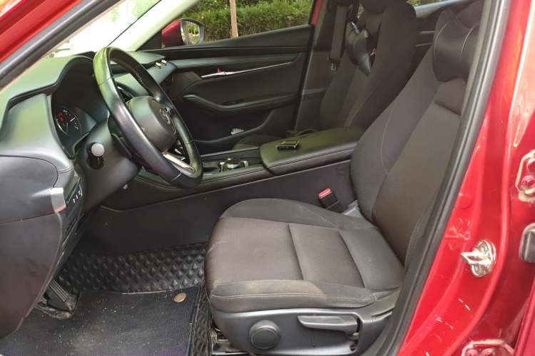 Used Mazda 3 Axela 2021 2.0L Automatic ZhiXuan Edition Left Front Seat