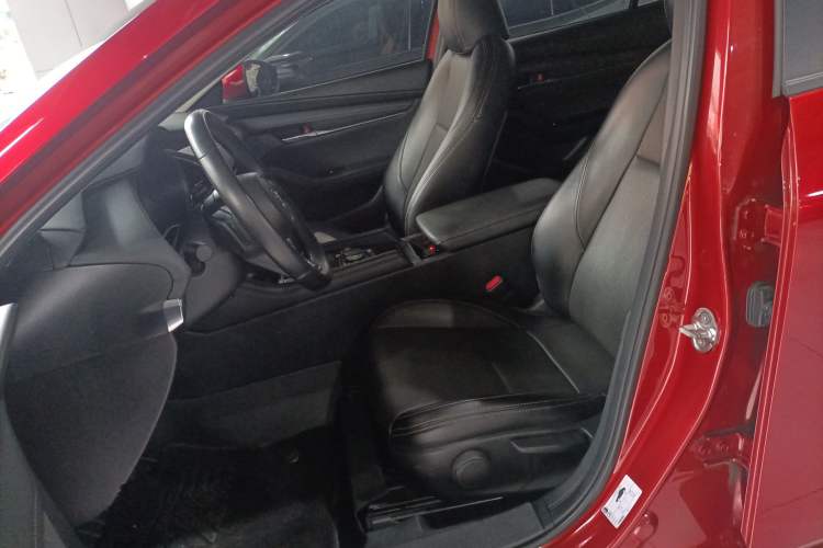 Used Mazda 3 Axela 2021 2.0L Automatic ZhiXuan Edition Left Front Seat