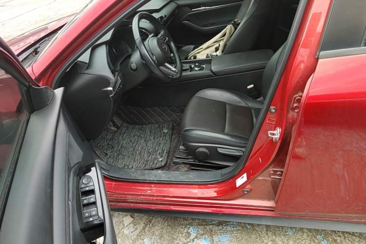 Used Mazda 3 Axela 2021 2.0L Automatic Zhiya Edition Left Front Seat