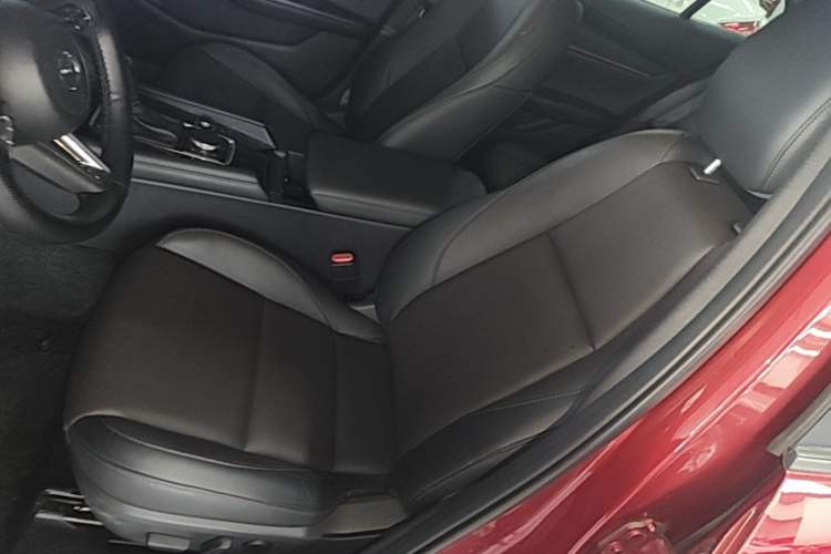Used Mazda 3 Axela 2021 2.0L Automatic Zhi Rui Edition Left Front Seat