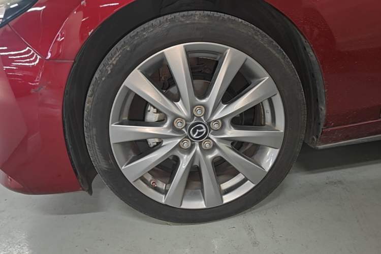 Used Mazda 3 Axela 2021 2.0L Automatic ZhiXuan Edition Left Front Wheel Hub