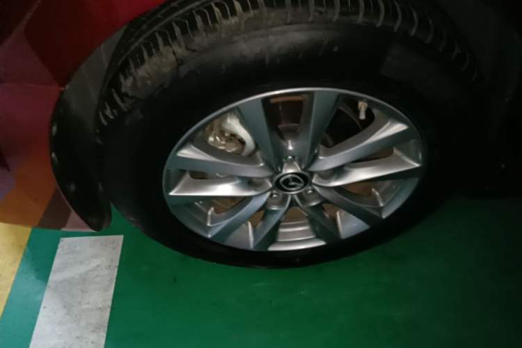 Used Mazda 3 Axela 2021 1.5L Automatic Zhiyue Edition Left Front Wheel Hub