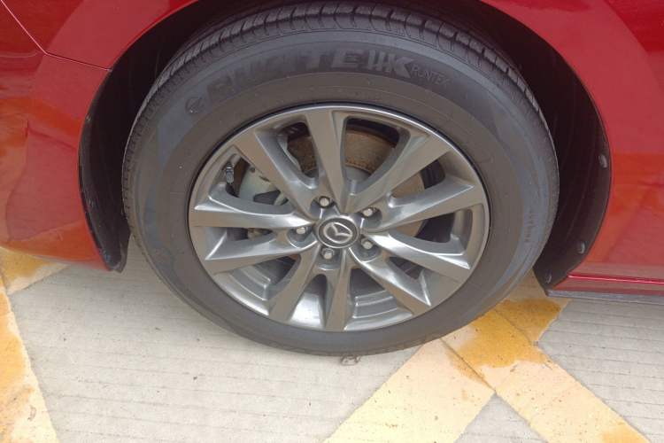 Used Mazda 3 Axela 2021 1.5L Automatic ZhiMei Edition Left Front Wheel Hub