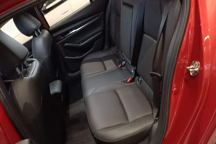 Used Mazda 3 Axela 2021 2.0L Automatic Zhiya Edition Left Rear Seat