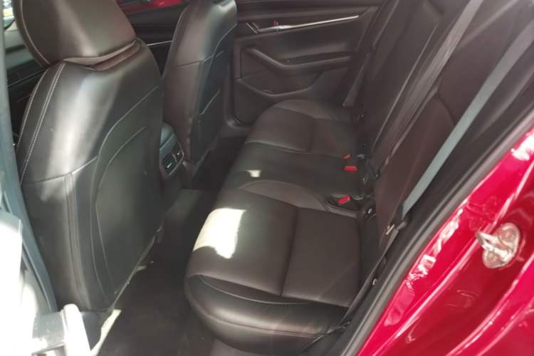 Used Mazda 3 Axela 2021 2.0L Automatic Zhiya Edition Left Rear Seat