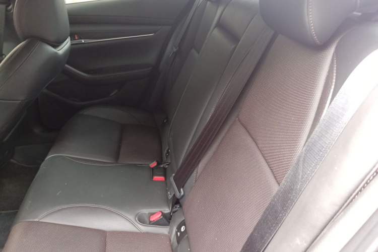 Used Mazda 3 Axela 2021 2.0L Automatic Zhiyao Edition Left Rear Seat