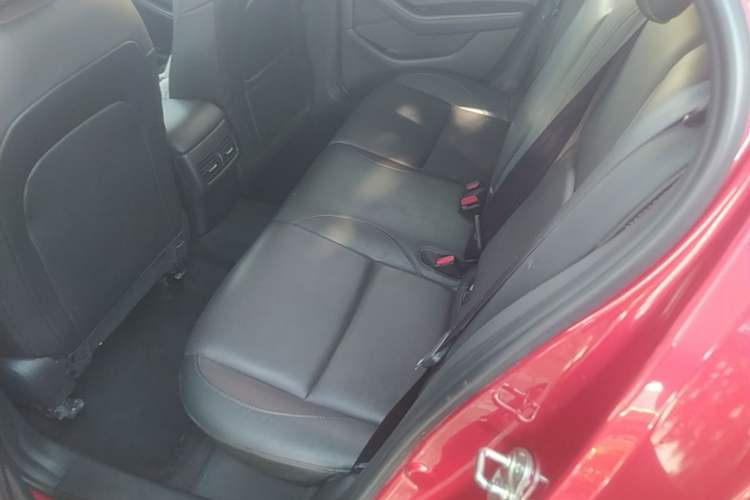 Used Mazda 3 Axela 2021 2.0L Automatic Zhiyao Edition Left Rear Seat