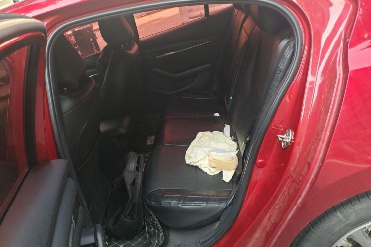 Used Mazda 3 Axela 2021 1.5L Automatic ZhiMei Edition Left Rear Seat