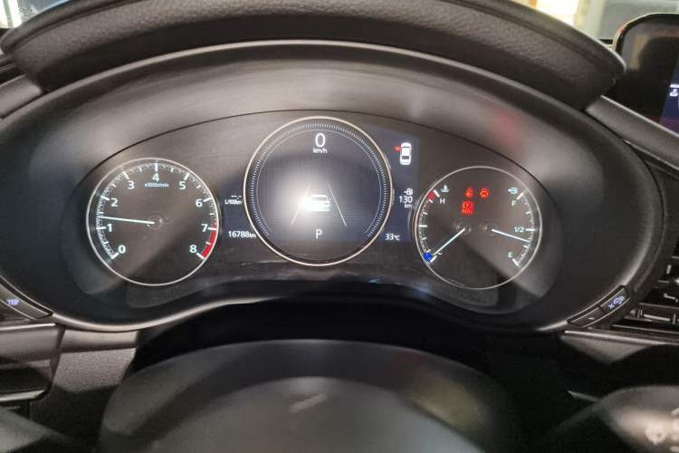 Used Mazda 3 Axela 2021 2.0L Automatic Zhiya Edition Odometer Close Up