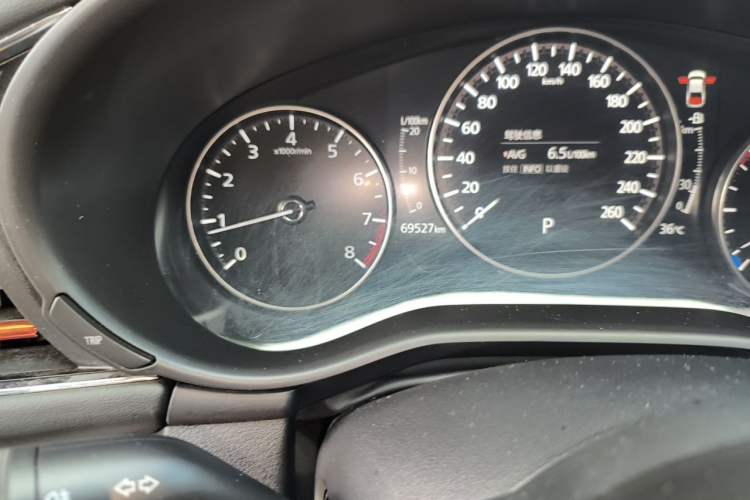 Used Mazda 3 Axela 2021 2.0L Automatic ZhiXuan Edition Odometer Close Up
