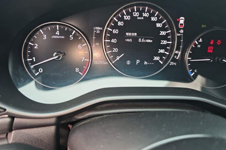 Used Mazda 3 Axela 2021 2.0L Automatic Zhiya Edition Odometer Close Up