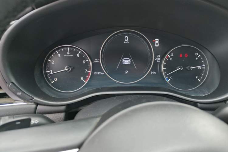 Used Mazda 3 Axela 2021 2.0L Automatic Zhiya Edition Odometer Close Up