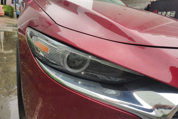 Used Mazda 3 Axela 2021 2.0L Automatic Zhiya Edition Right Front Headlight
