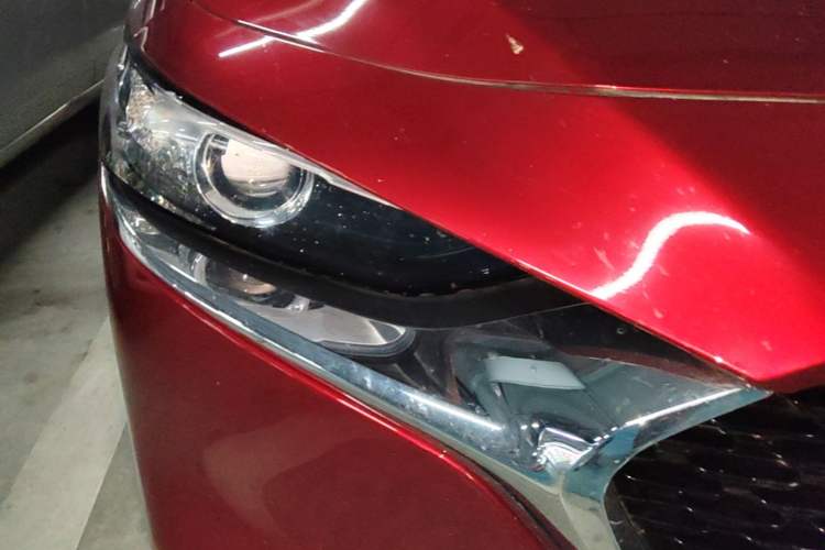 Used Mazda 3 Axela 2021 2.0L Automatic Zhiya Edition Right Front Headlight