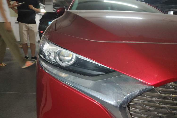 Used Mazda 3 Axela 2021 1.5L Automatic Zhiyue Edition Right Front Headlight