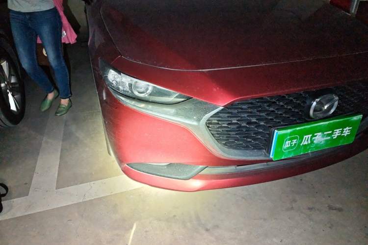 Used Mazda 3 Axela 2021 2.0L Automatic Zhiya Edition Right Front Headlight