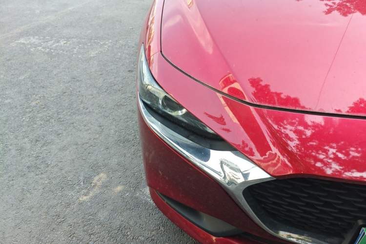 Used Mazda 3 Axela 2021 1.5L Automatic ZhiMei Edition Right Front Headlight