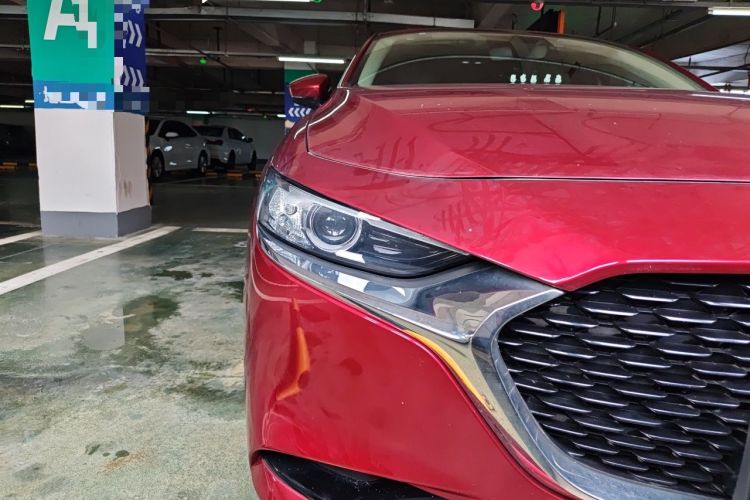Used Mazda 3 Axela 2021 2.0L Automatic ZhiXuan Edition Right Front Headlight