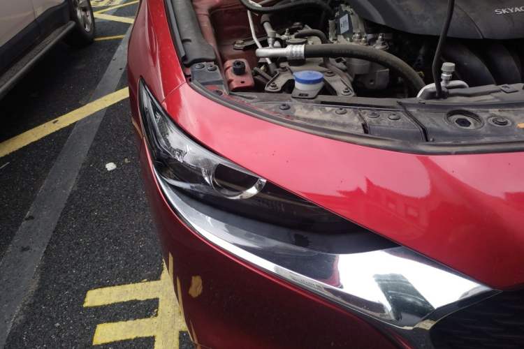 Used Mazda 3 Axela 2021 1.5L Automatic Zhiyue Edition Right Front Headlight