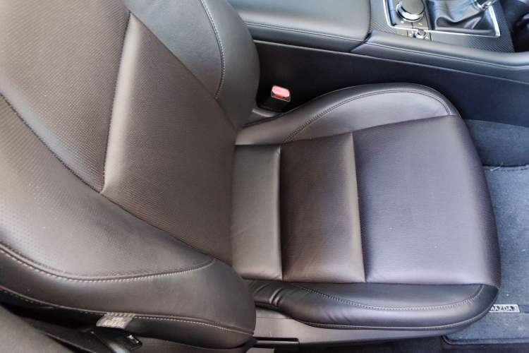 Used Mazda 3 Axela 2021 2.0L Automatic Zhiyao Edition Right Front Seat