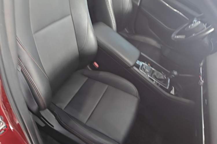 Used Mazda 3 Axela 2021 2.0L Automatic ZhiXuan Edition Right Front Seat