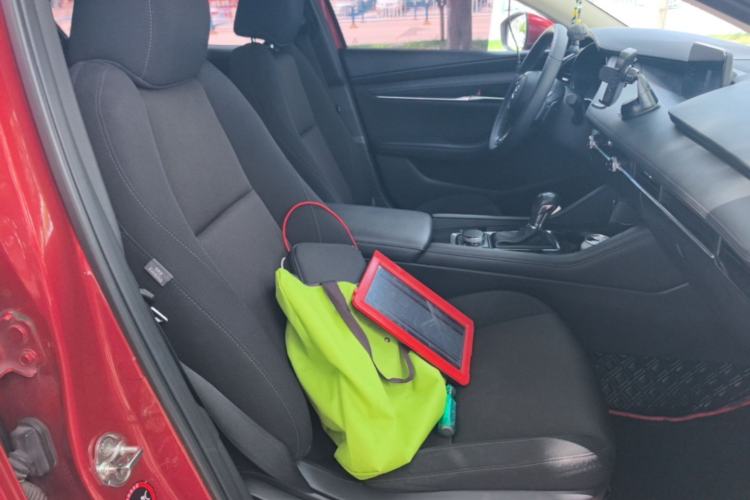 Used Mazda 3 Axela 2021 2.0L Automatic ZhiXuan Edition Right Front Seat