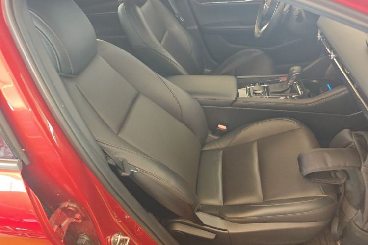 Used Mazda 3 Axela 2021 2.0L Automatic Zhiyao Edition Right Front Seat