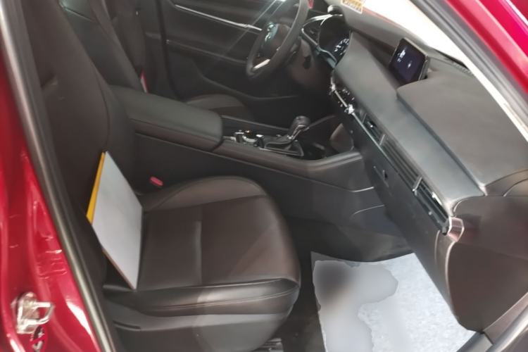 Used Mazda 3 Axela 2021 2.0L Automatic Zhiya Edition Right Front Seat