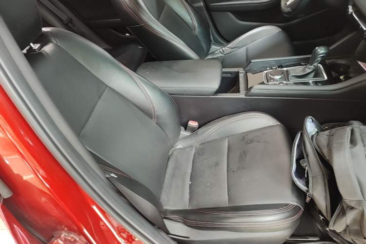 Used Mazda 3 Axela 2021 2.0L Automatic ZhiXuan Edition Right Front Seat
