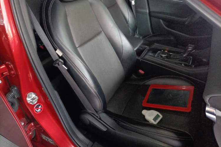 Used Mazda 3 Axela 2021 2.0L Automatic ZhiXuan Edition Right Front Seat