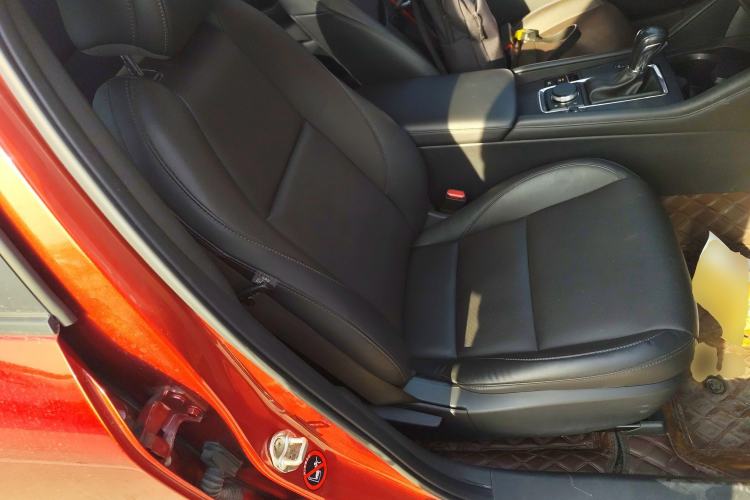 Used Mazda 3 Axela 2021 2.0L Automatic Zhiya Edition Right Front Seat